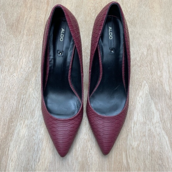 ALDO Maroon Reptile Print Women’s Heels Pumps Size 7 - Picture 5 of 13